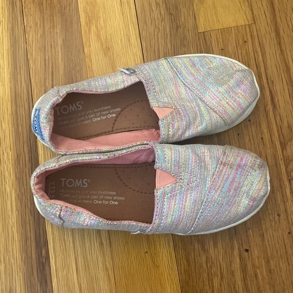 Tom’s Girl’s Pink And Blue Sparkly Slip On Shoes Size 13.5 - Picture 7 of 8
